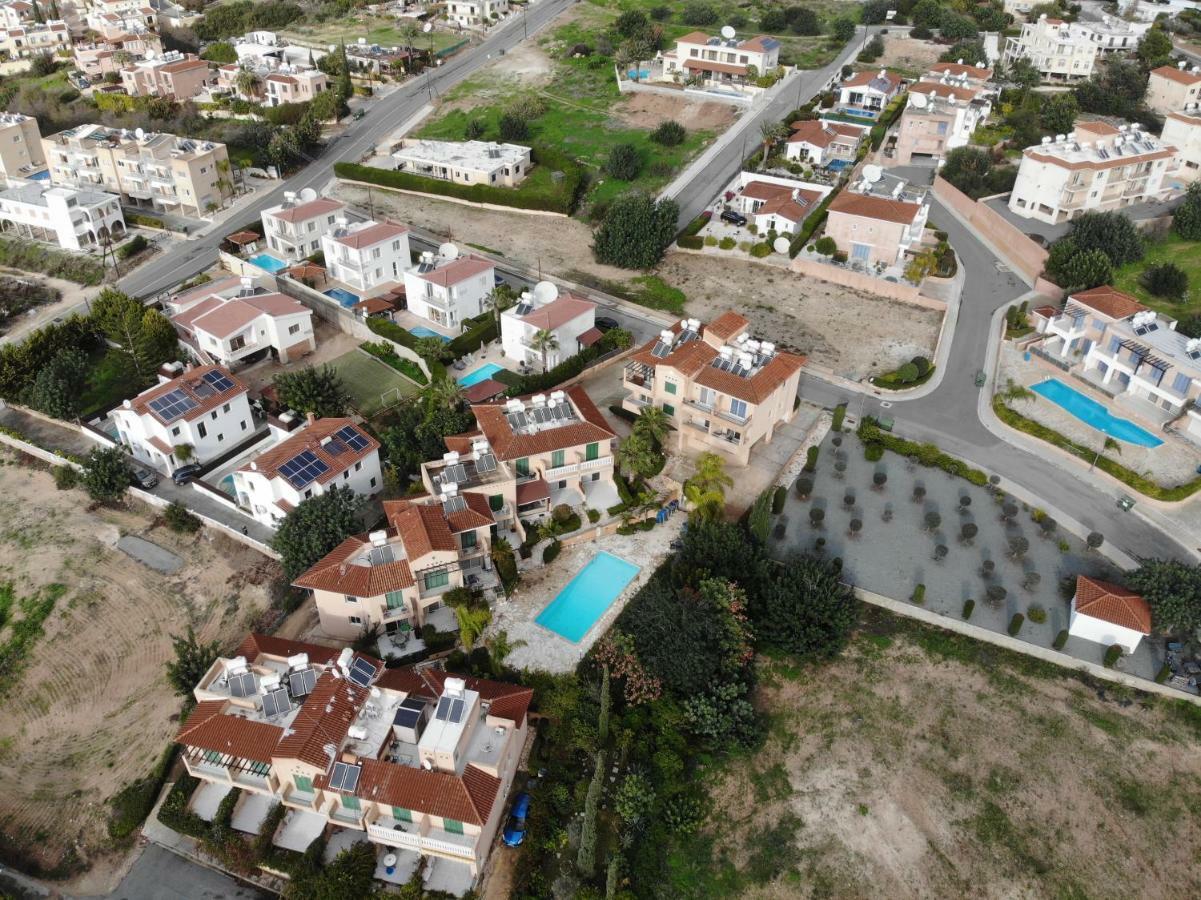 Top Seaview Apartment In Peyia Exterior photo